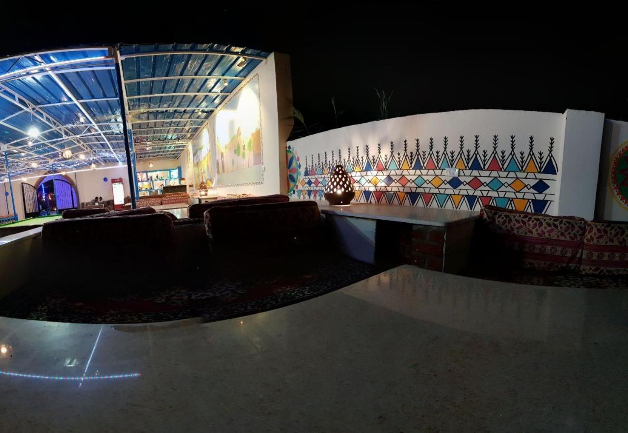 阿尔巴艾拉特酒店 樂蜀 外观 照片